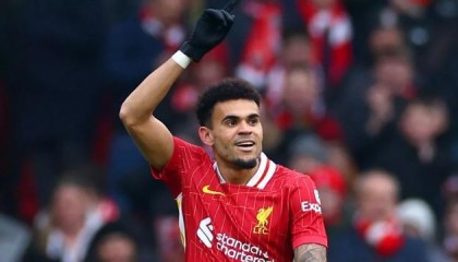 迪亚斯不急告别利物浦，立志成为英超头号哥国射手