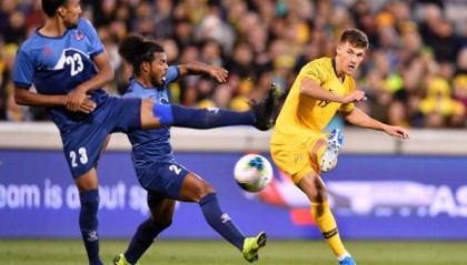 开云体育app-澳众将陆续报到德甲中场先行 大联盟后卫难战国足